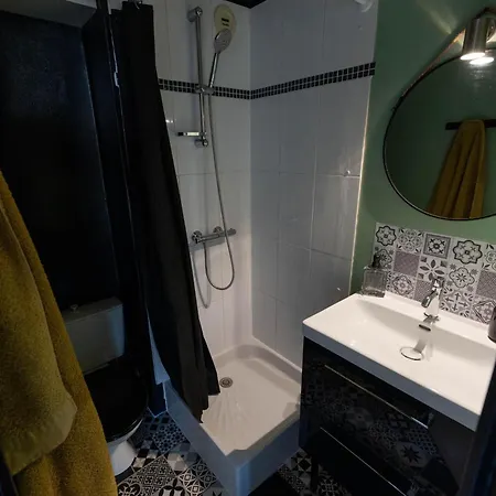 Avec Parking - Futuroscope - 1 à 4 Personnes Appartement