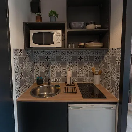 Apartmán Avec Parking - Futuroscope - 1 A 4 Personnes *